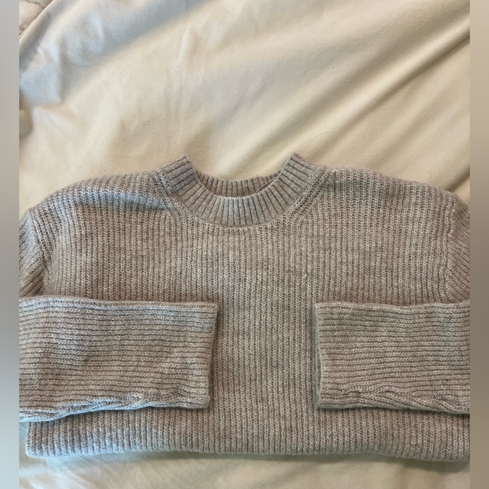 NWOT H&M Super Soft Light Gray Ribbed Sweater